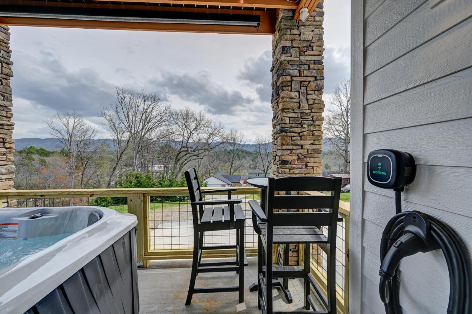 Weaverville Mon Tresor, Modern Mountain Views With Deckヴィラ エクステリア 写真